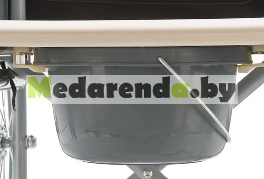 Инвалидная коляска с санитарным оснащением